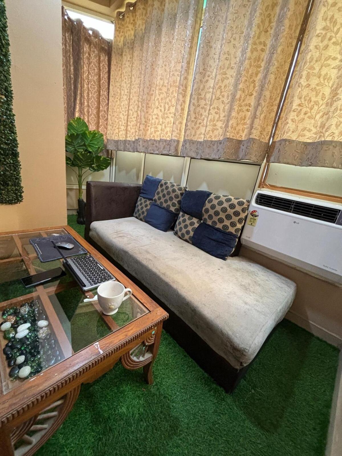 Urban Oasis - Stay Near Expo グレーター・ノイダ エクステリア 写真