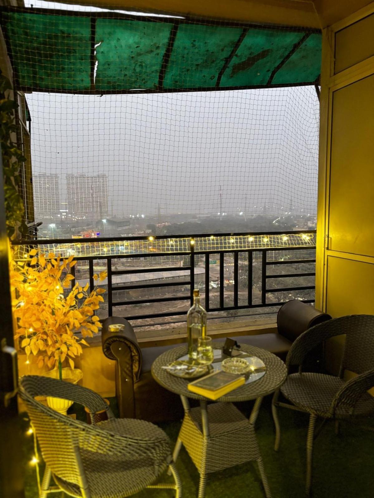 Urban Oasis - Stay Near Expo グレーター・ノイダ エクステリア 写真