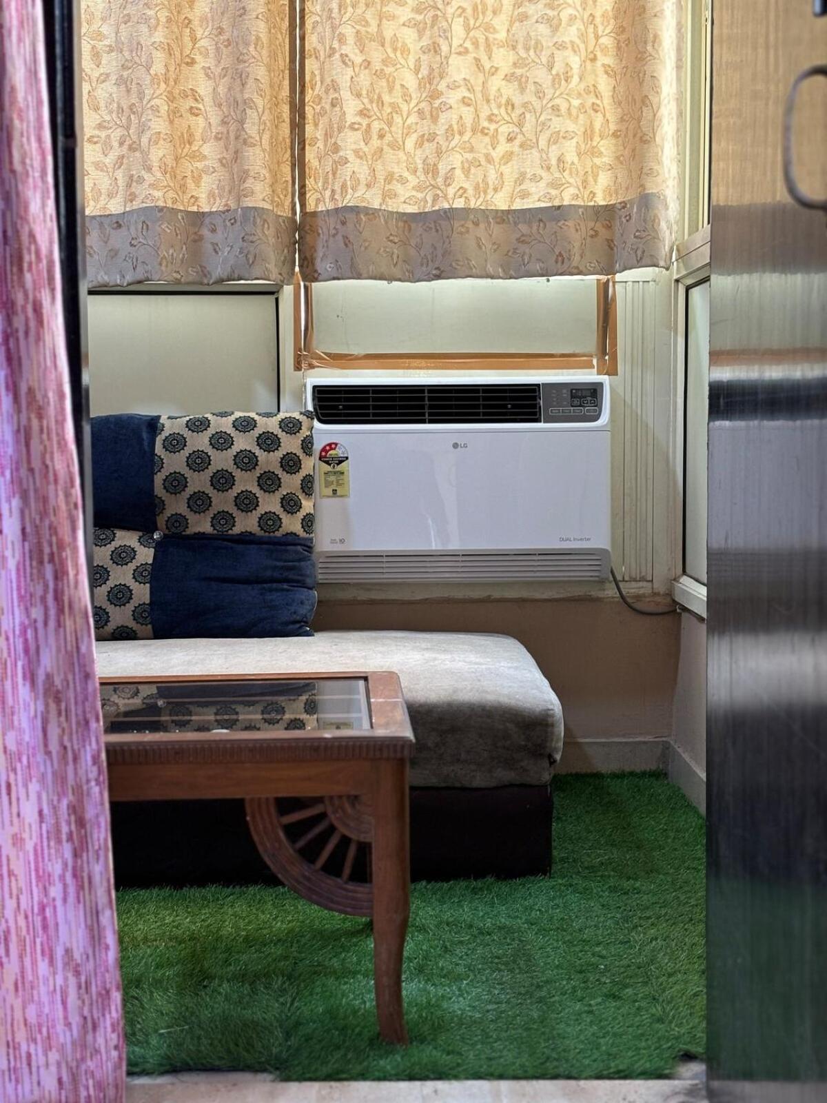 Urban Oasis - Stay Near Expo グレーター・ノイダ エクステリア 写真